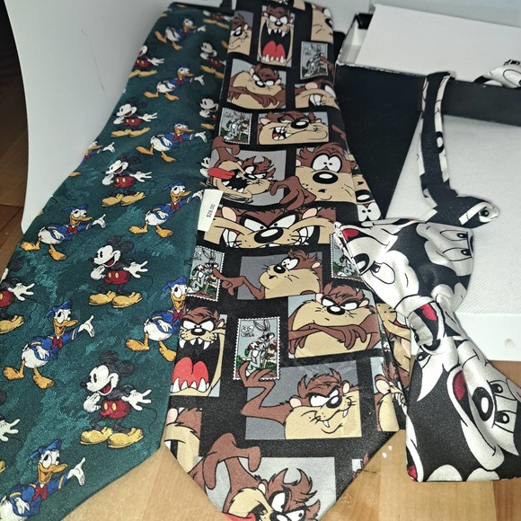 NWT - Three Fun Loony Tunes and Mickey Mouse Ties! - Picture 5 of 5